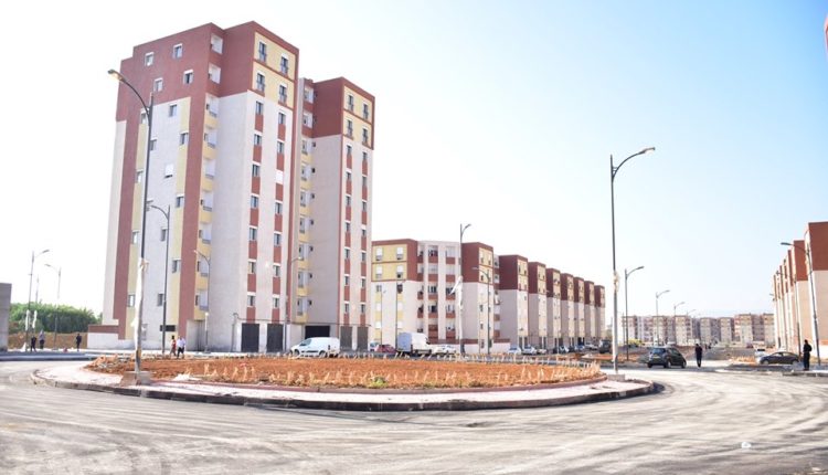 إعادة إسكان 77 عائلة بالعاصمة الراية نت