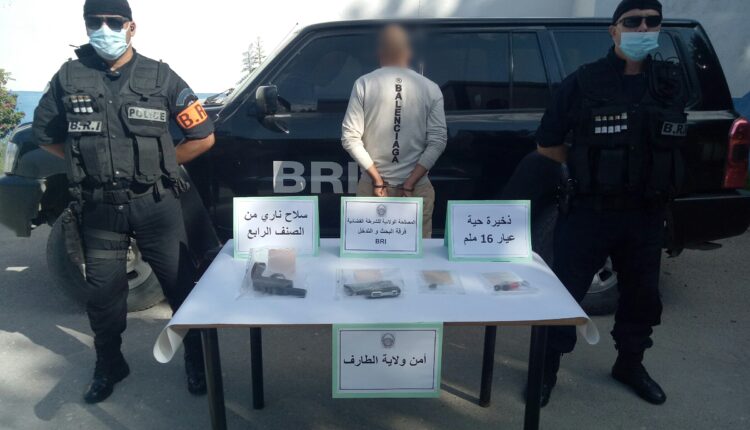 الـــطارف ... الاطاحة بشخص ينشط ضمن شبكة اجرامية وطنية منظمة مختصة في مجال المتاجرة بالأسلحة النارية و الذخيرة