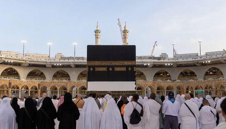 أمير منطقة مكة المكرمة يعلن نجاح خطة الحج لسنة 2022