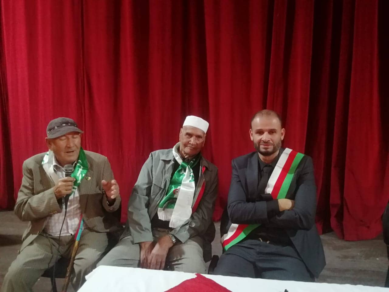 احتفاءا بالـذكرى الـ 68 لأندلاع ثورة التحرير الوطني تظاهرات متنوعة عبر بلدية ابن باديس بقسنطينة