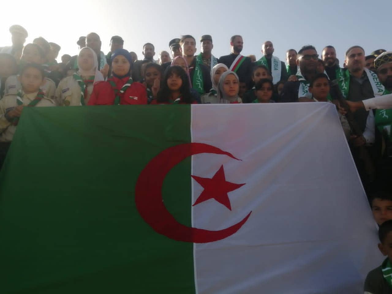 احتفاءا بالـذكرى الـ 68 لأندلاع ثورة التحرير الوطني تظاهرات متنوعة عبر بلدية ابن باديس بقسنطينة