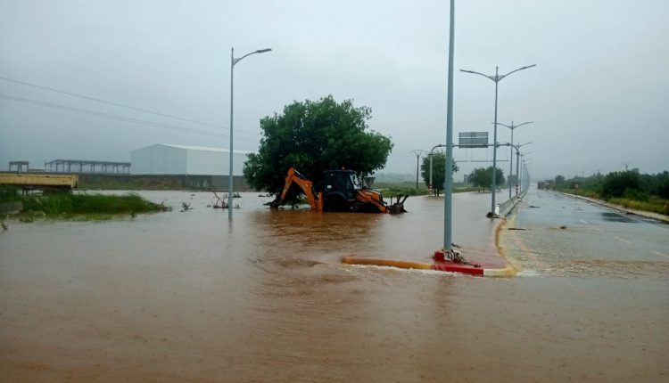الطارف … تفعيل  وتنصيب خلية أزمة لمواجهة الفيضانات